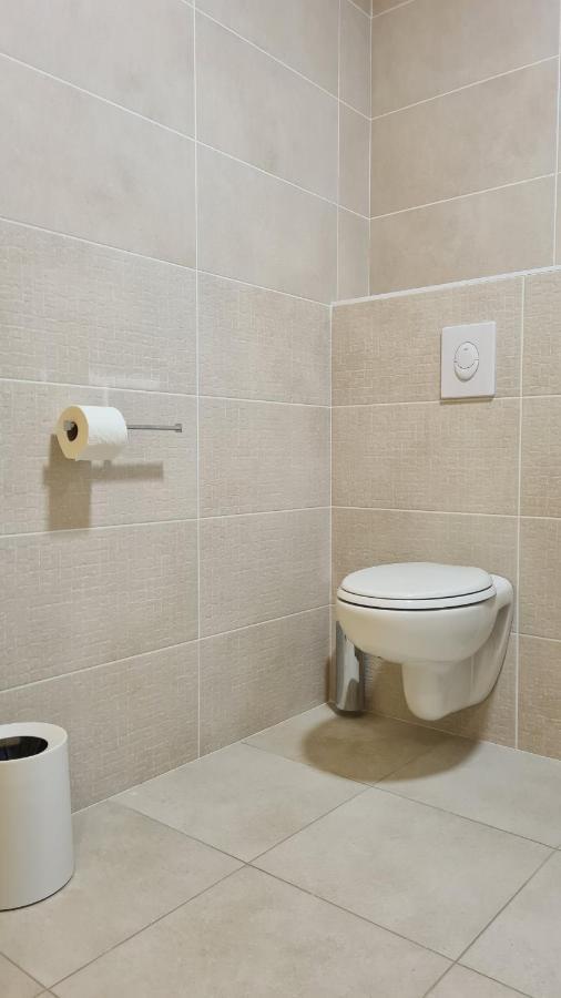 Le Maconnais Guest House Vinzelles Eksteriør billede